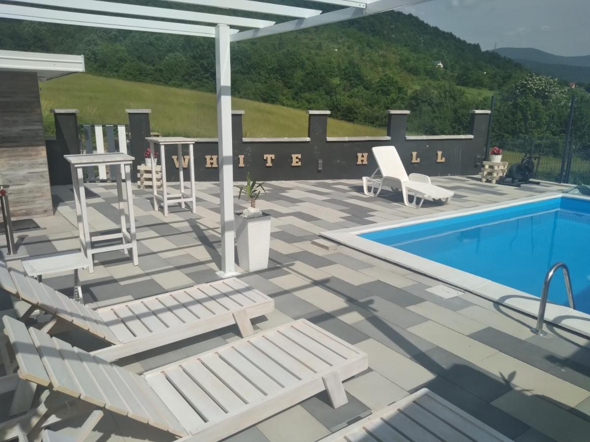 Holiday House White Hill Apartment Bihac