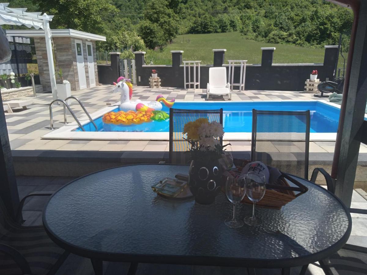 Holiday House White Hill Bihac