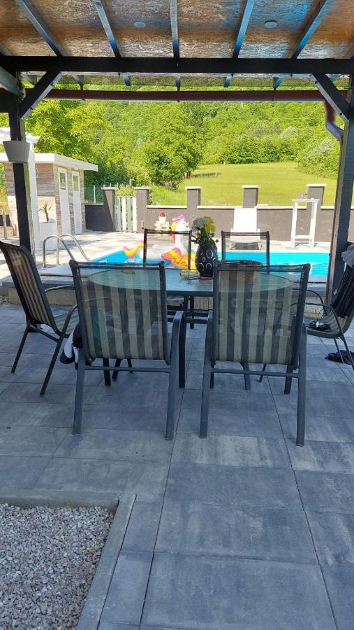 Apartment Holiday House White Hill Bihac