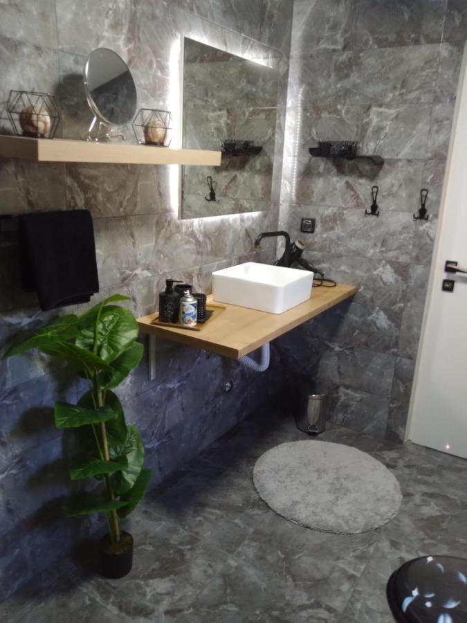 Apartment Holiday House White Hill